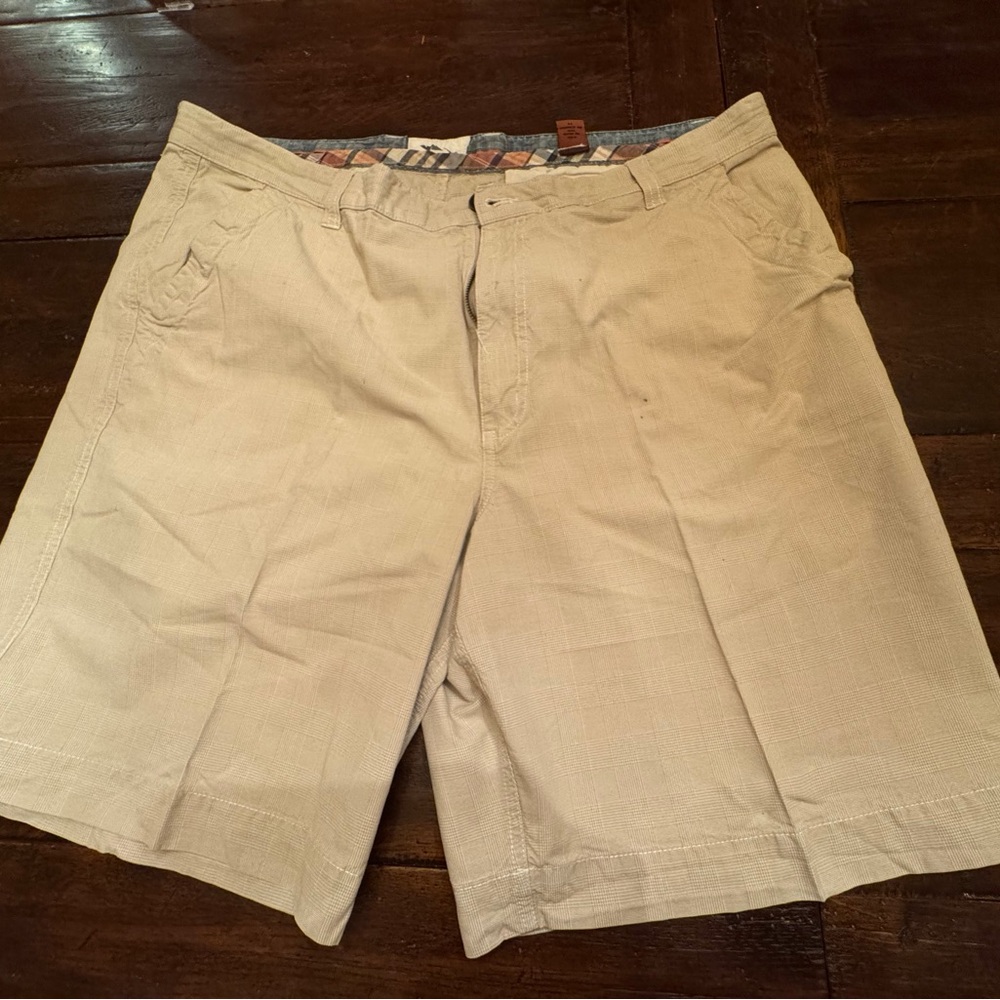 Bob Timberlake Tan Flat Front Shorts
